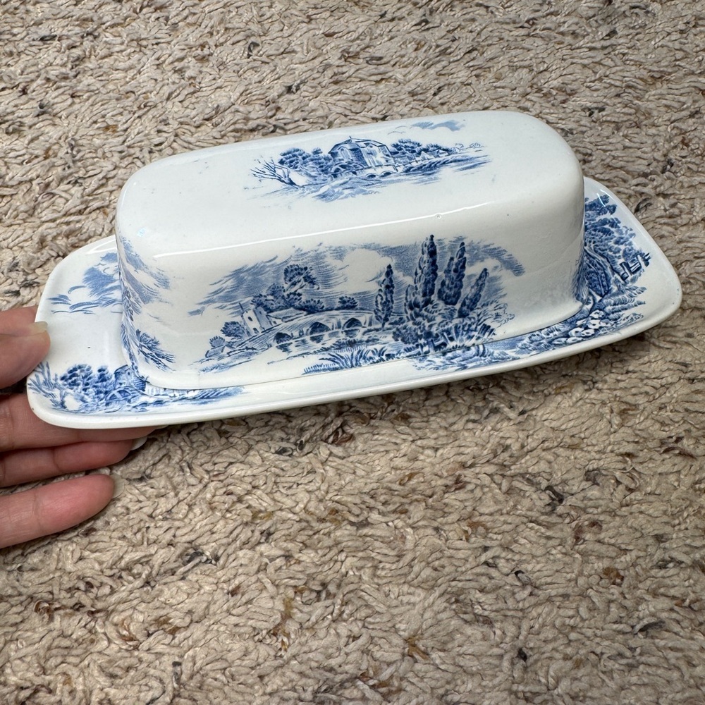 Countryside" Enoch Wedgwood Butter Dish & Cover With Imperfection Vintage